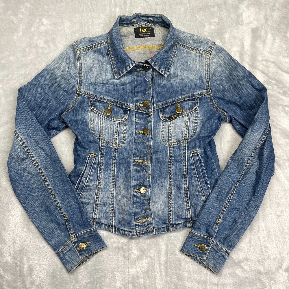 Lee Cropped Rider Jacket Womens Medium Blue Denim Faded Long Sleeve Button Front
